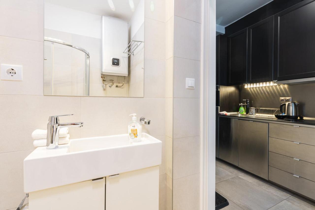 Bright Studio With Parliament View, Free Parking 布达佩斯 外观 照片